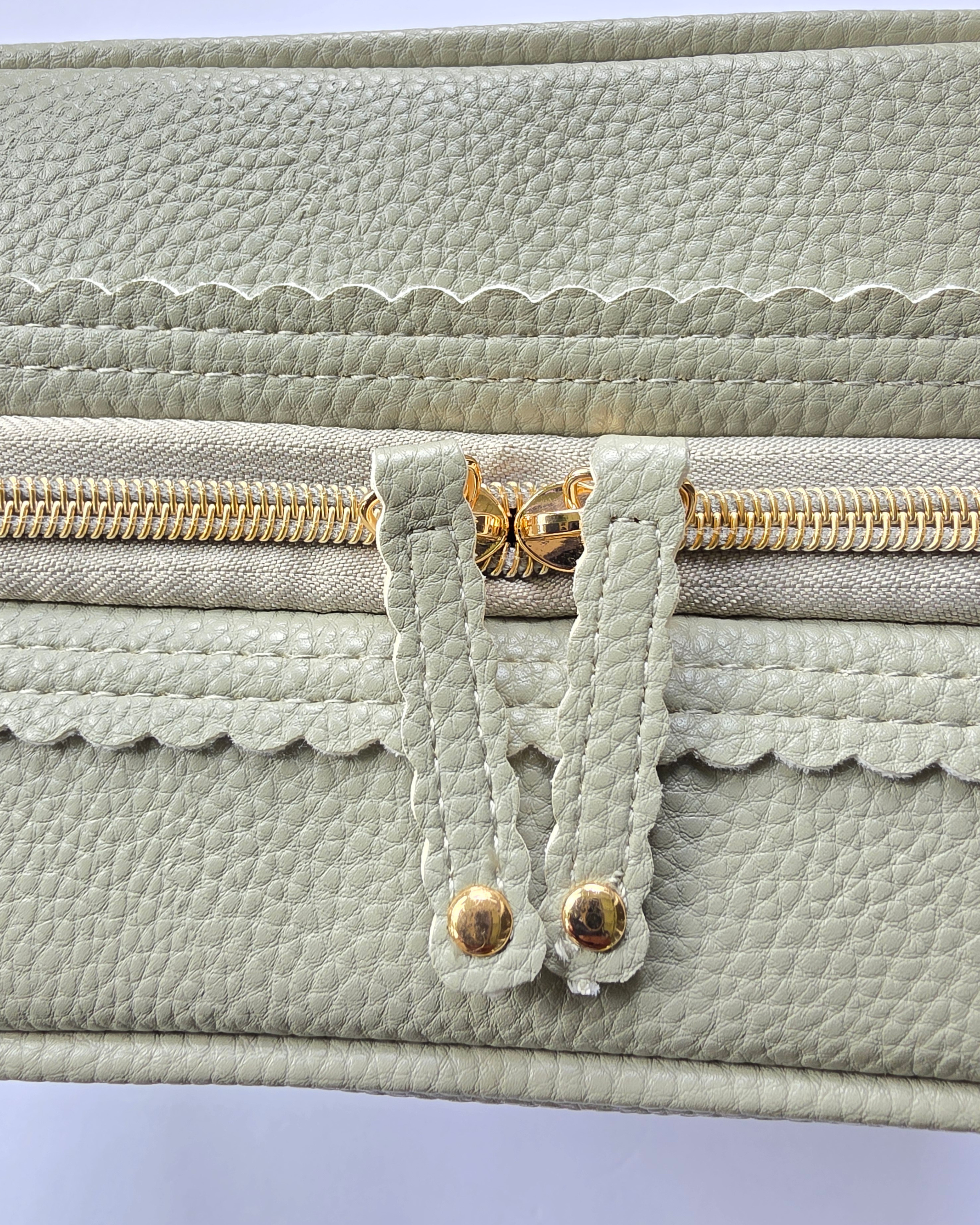 Arnold Wills England - Section Makeup Bag
