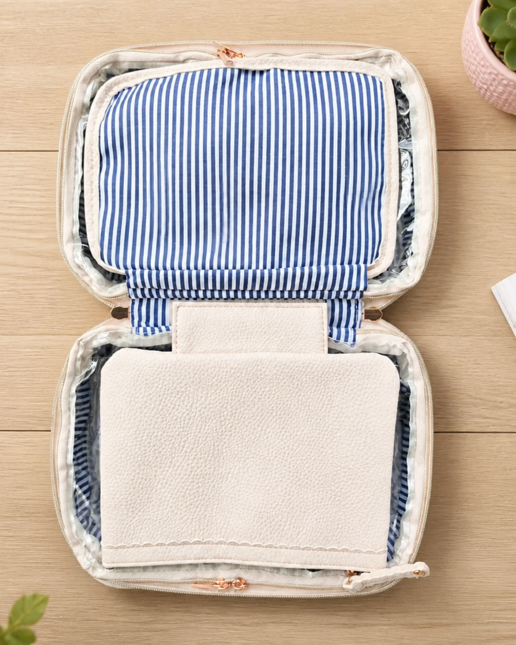 Arnold Wills England - Section Makeup Bag